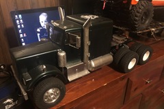 Selling: SCX10 6X6 18wheeler with Gooseneck Trailer 