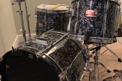 Question: Pearl black abalone maple MX drum set