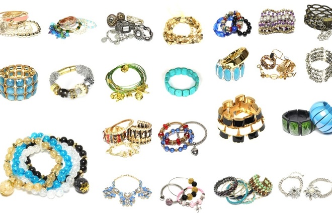 (474) Wholesale Mixed Rhinestone Alloy Bracelets Cuff Bangle
