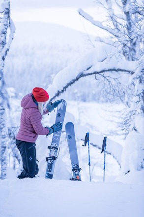 OAC KAR u 147 likulumikengät ja Black Diamond sauvat