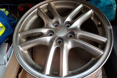 Selling with online payment: Subaru - Wheel