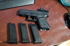 Selling: glock 19 gen 5