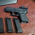 Selling: glock 19 gen 5