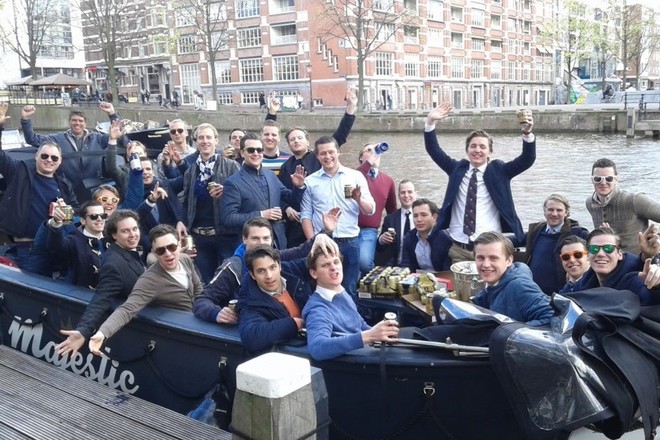 Open boat "Majestic" Max.36 people