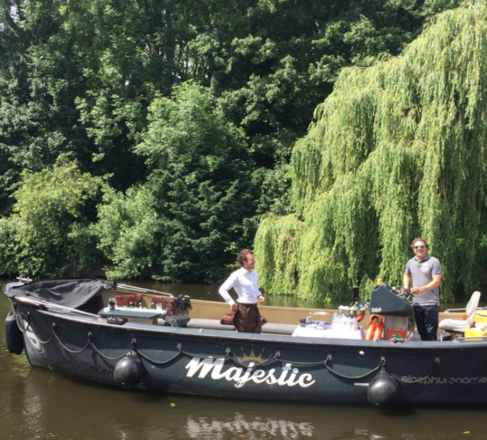 Open boat "Majestic" Max.36 people