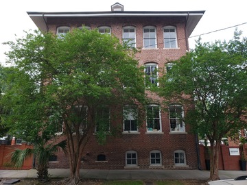 Renting Out: Office and Co-working Space for rent in Savannah, GA
