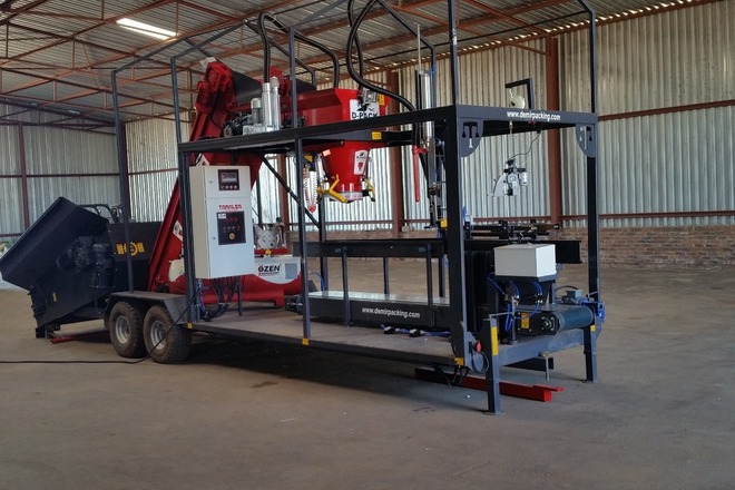 Maize Corn Silage Tmr Compact Packing Machine