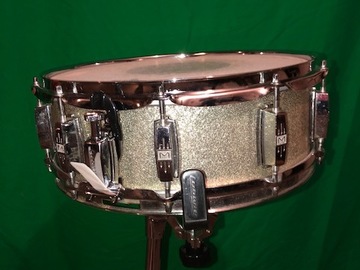 Question: What drum company is this snare from? 