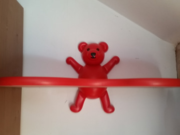 Selling: Etagère enfant
