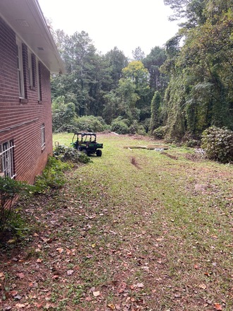 Atlanta GA, Two Car Garage & Drive for Long term Airport Parking.
