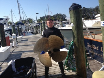 Offering: Hull Cleaning and Dive Services - Sarasota, FL