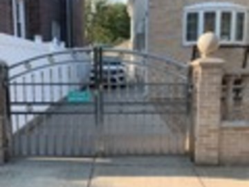 Daily Rentals:  PRIVATE PARKING NEAR JFK AIRPORT- 6 MINUTES TO JFK - WILL DROPOF