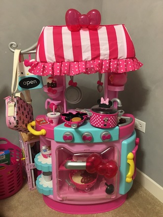mickey play kitchen