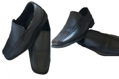 Renting out with online payment: Boys wedding shoes - black - will fit 6 or 7 yo - size 12