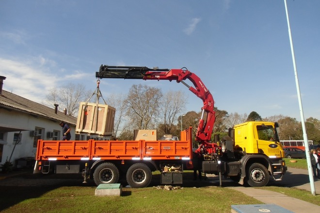 Camion con hidrogrúa de 36 tnm