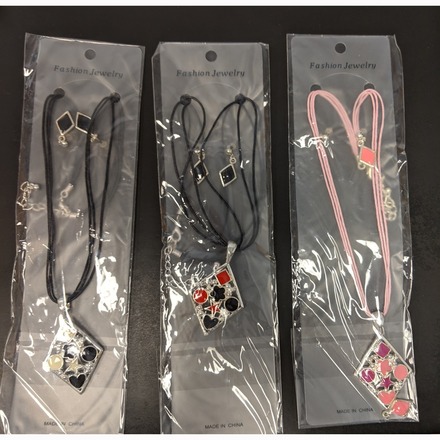 Assortment of NEW jewelry 320 pieces