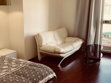 Rooms for rent: Large bedroom with private balcony in share flat Msida