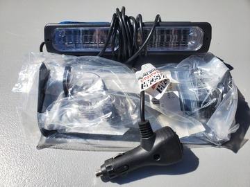 Selling with online payment: Dual Avenger Red / Blue - New. (  2 of 2 )