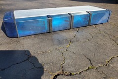 Selling with online payment: 9M Mini Strobe Lightbar Blue - Used