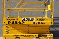 En alquiler: Plataformas de tijeras eléctricas de 12 metros