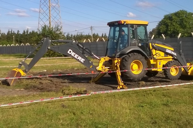Retroexcavadora John Deere 310L 