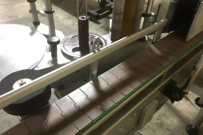 CVC 300 II Labeler machine