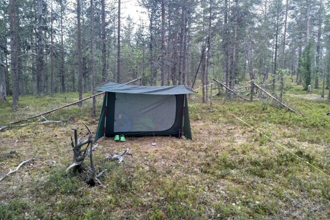 Halti laavu DL 4 henkeä