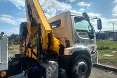 En alquiler: HIDROGRUA AXION 12 TNM