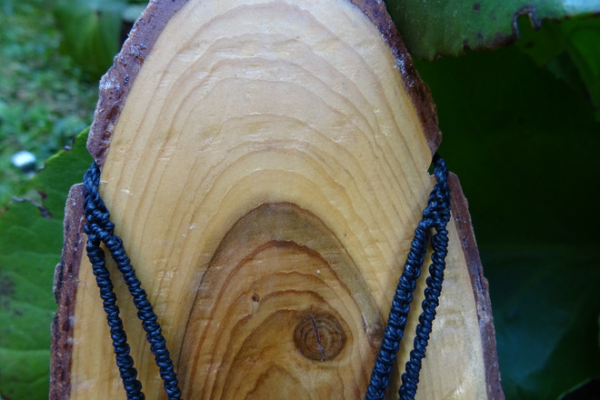 schwarze Halskette mit Obsidian in Makramee geknotet, Unikat