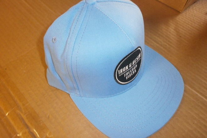 IRON & RESIN LICENSED BRAND APPAREL FORGED IN CALIFORNIA SNAP BAC