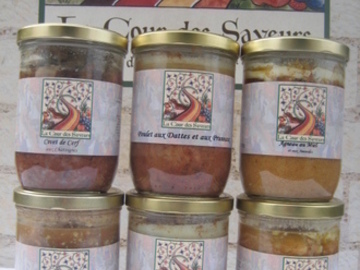 Sælge: 4 different medieval dishes in jars (original-medieval-recipes)