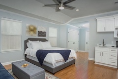 Link In Description : 4 bed/3 bath house in the heart of Nashville 