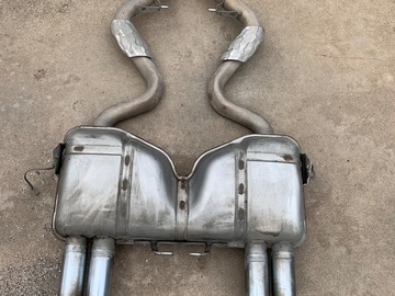 Selling with online payment: BMW E92 M3 OEM Exhaust