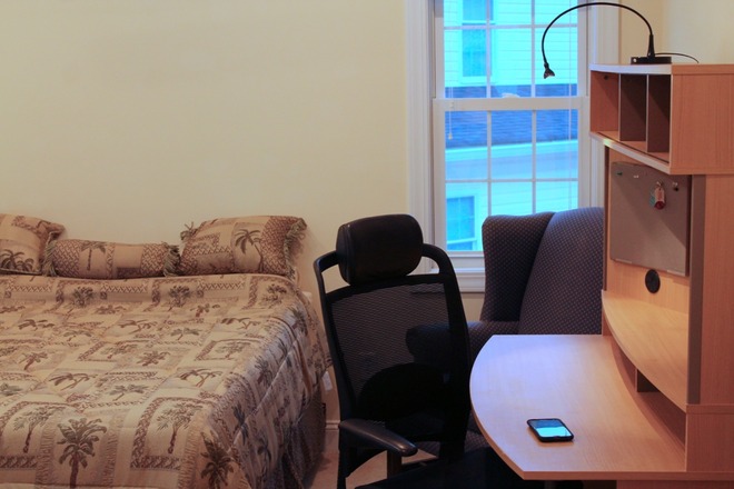 251 Furnished Master Bedroom Suite to Rent