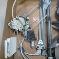Selling with online payment: 2006 Jeep Libery - Rear Window Regulator+Motor