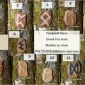 Sælge: Pendentif "Rune" - gravé dans le bois by La Tournerie
