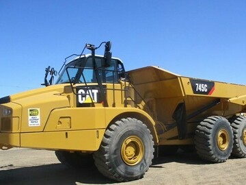 Renting out equipment (w/o operator): CATERPILLAR 745C 2015