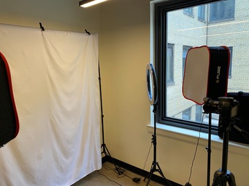 Rent Podcast Studio: Photo shoot room