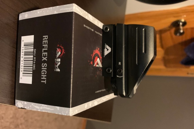 AIM reflex sight