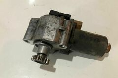 Selling with online payment: 2007 to 2013 BMW 3 Series -  E90 E92 Transmission Transfer Case