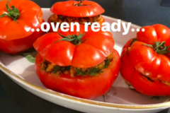 Partage: Stuffed Greek tomatoes