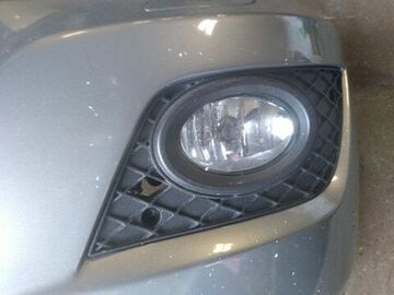 Selling with online payment: 2010 Mercedes ML - LH Fog Light