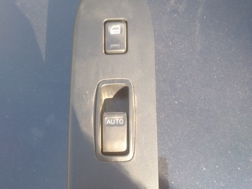 Selling with online payment: 2003 Infinity G35 Sedan - Passenger Side Window Switch