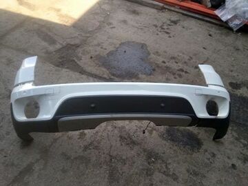 Selling with online payment: 2010 BMW X5 - Rear Bumper 