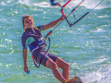 Course: Group Kite Course in Tarifa