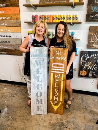 DIY Farmhouse Sign Painting Workshops