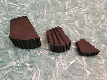 Selling with online payment: Mighty Mite (generic) Medium size rubber feet for stands