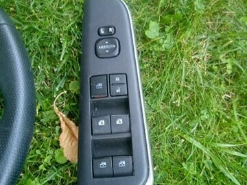 Selling with online payment: 2015 Toyota 4Runner  - Driver Door Window Switch