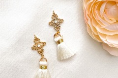  : Gold Plated Detailed Filigree Tassel Earrings - White