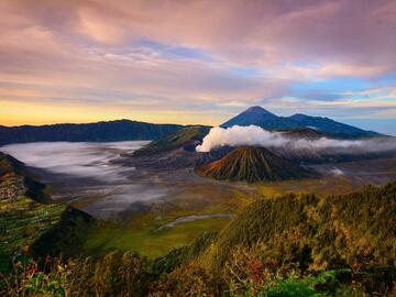 Réserver (avec paiement en ligne): Volcans et Culture de Java à Bali - Indonésie